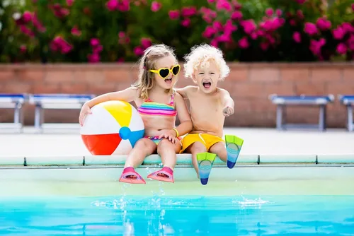 Vista 4 de Aletas de natación para niños, aletas cortas para jóvenes, aletas de entrenamiento de natación para natación de regazo, para niños y niñas Arcoíris-B