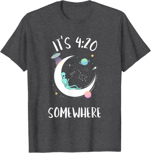 Vista 24 de Funny Weed Joint Smoking Moon Alien It's 4:20 Somewhere Camiseta, Negro, S