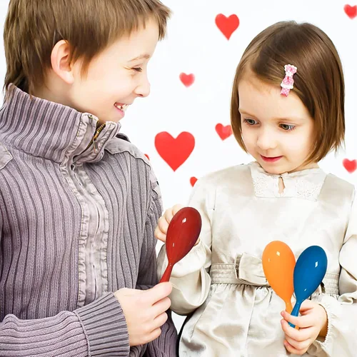 Vista 6 de 12 mini maracas para niños, maraca de plástico, regalos de fiesta para niños, fiesta del Cinco de Mayo, temática mexicana, suministros de fiesta