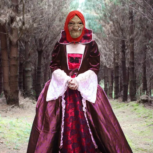 Vista 7 de Pigmiss Máscara de abuela fumadora para Halloween, con diseño de anciana aterradora, realista, con bufanda de tela para la cabeza, disfraces