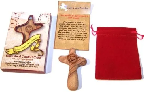 Vista 4 de Holy Land Market Cruz reconfortante de madera de olivo grabada con corona de espinas y corazón, caja de regalo, bolsa de terciopelo y tarjeta