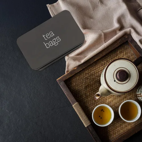 Vista 5 de AuldHome Design Caja de Bolsitas de Té Enlozada (Negro), Lata de Almacenamiento de Té de Estilo Clásico y Elegante