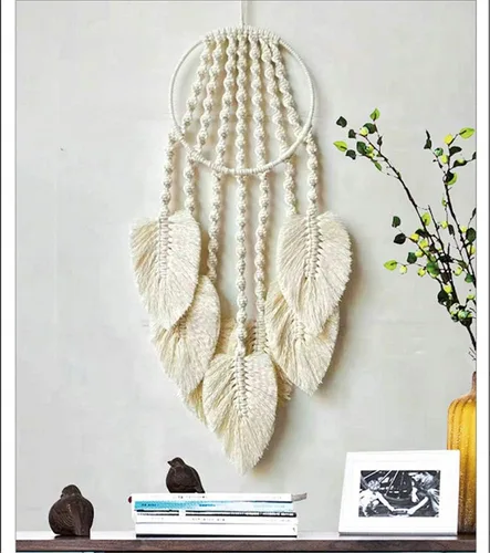 Vista 2 de Tapiz de macramé tejido de algodón, atrapasueños, tejido a mano con borlas de plumas, adorno para manualidades, dormitorio, sala de estar, Beige