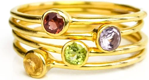 Vista 14 de Anillo pequeño de piedras preciosas apilable, banda de anillo delicada y delgada minimalista, anillo simple apilable de piedra natal