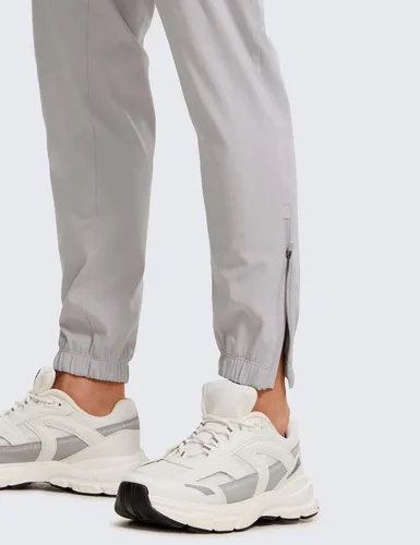 Vista 3 de CRZ YOGA Pantalones deportivos de golf elásticos en 4 direcciones con bolsillos de 30 pulgadas para hombre, pantalones de trabajo, gimnasio