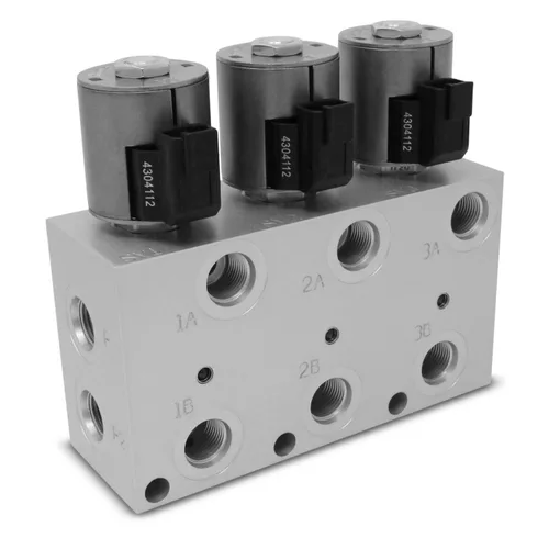 Vista 3 de Summit Hydraulics Kit de control remoto trasero dual eléctrico para JD 2032R, 2025R, 1026R, 1025R, 1023E