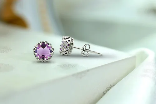 Vista 6 de Aretes con pasante de plata esterlina con gema de nacimiento redonda de 6 mm, piedra preciosa genuina e imitación