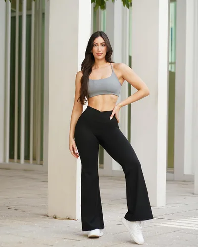 Vista 2 de SUUKSESS Leggings acampanados para mujer, pantalones de yoga de cintura alta con corte de bota y levantamiento de glúteos