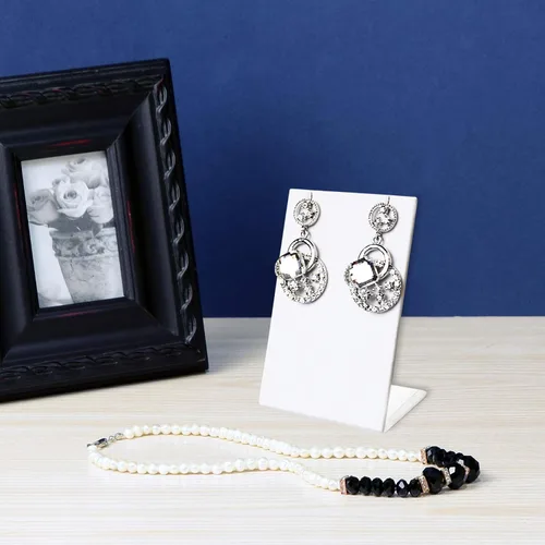 Vista 7 de MOOCA Juego de 6 piezas de cuero sintético cubierto para aretes, soporte de exhibición colgante de joyería organizador para aretes, estante colgante