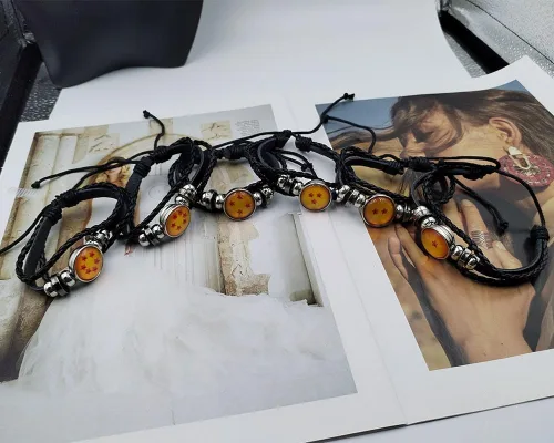 Vista 2 de rgwtgkyh Pulsera Goku de cuero trenzado para hombres, pulseras tejidas negras ajustables para niños, joyería de moda, regalo para él