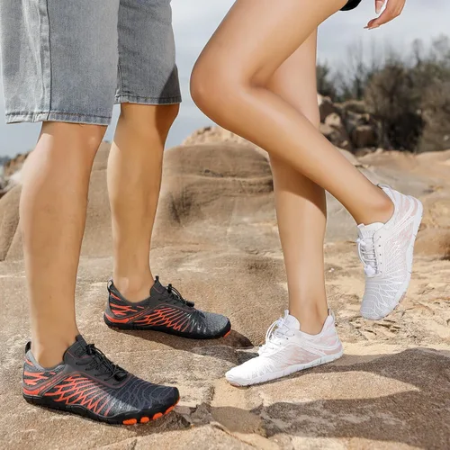 Vista 2 de GZTGZMWG Zapatos de agua para hombres y mujeres adultos, secado rápido, calcetines acuáticos descalzos para playa, natación, río, piscina, lago