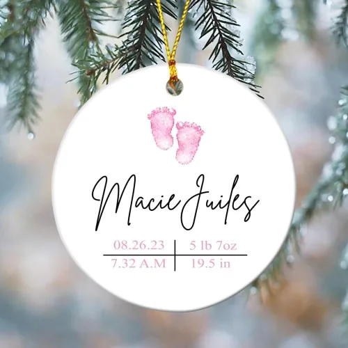 Vista 3 de NAZENTI Adorno de cerámica personalizado para bebé recién nacido, estadísticas de nacimiento, regalo de nueva mamá, primera Navidad del bebé