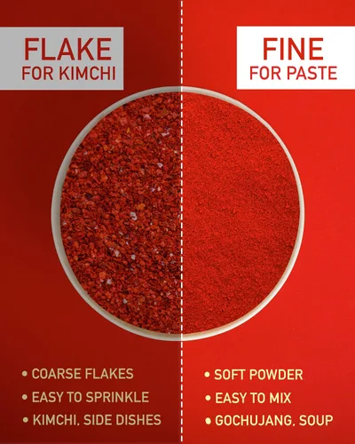 Vista 2 de Chile rojo coreano, gochugaru, pimiento picante, en polvo fino.