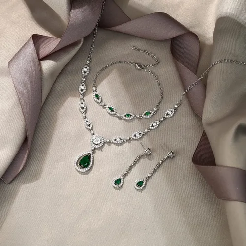 Vista 5 de EVER FAITH Juego de joyas nupciales para mujer, impresionante diseño de lágrima con circonita cúbica y piedra natal, collar y aretes, regalo