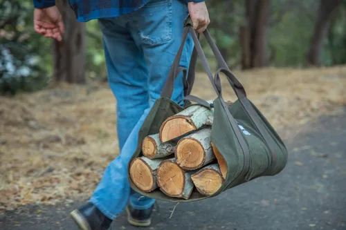 Vista 9 de Bolsa de lona encerada resistente para leña - asas dobles únicas que permiten un agarre seguro y cómodo con varios tamaños de carga. La correa