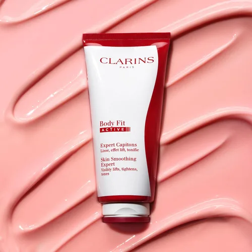 Vista 4 de Clarins Body Fit Active Gel-Cream Apunta a la celulitis Levanta visiblemente, aprieta y tonifica Suaviza la piel Efecto de elevación