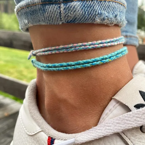 Vista 21 de Made by Nami 2 Pcs Wave String Ankle Bracelets for Women Waterproof & Adjustable Thin Braided Anklet Surfer Boho Ankle Bracelet Set of 2 Beach Multi