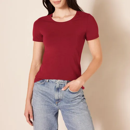 Vista 136 de Amazon Essentials Women's Regular-Fit Short-Sleeve Crewneck T-Shirt