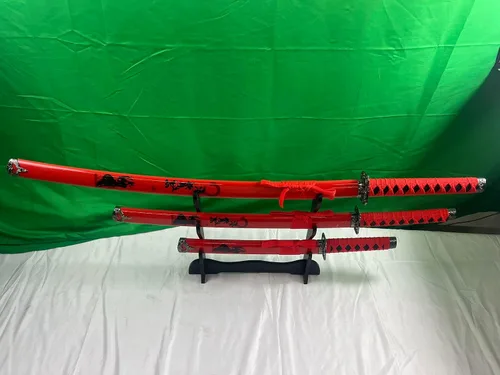 Vista 8 de Kinstore Juego de espada samurái japonesa tradicional hecha a mano de 3 piezas con soporte de exhibición. Katana, Wakizashi, espadas Tanto. Dragón
