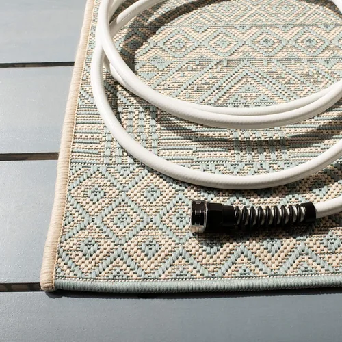 Vista 4 de SAFAVIEH Alfombra lavable para exteriores, colección Courtyard de 2.3 x 6.7 pies, beige y azul aguamarina, no desprende pelusa y es fácil