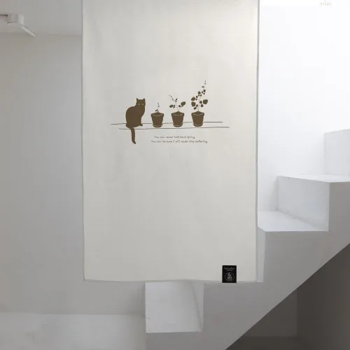 Vista 3 de Cortinas-Puertas-Estampado de Gato Ático (33 pulgadas de ancho x 55 pulgadas de largo)