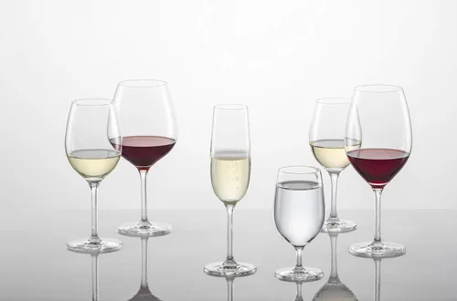 Vista 4 de Schott Zwiesel Tritan - Juego de 6 copas para banquetes de cristal color borgoña, 12.4 onzas