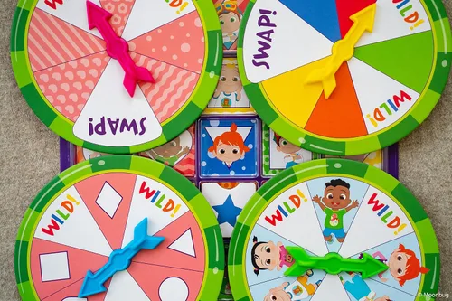 Vista 4 de Juego de fiesta Funko CoComelon para mayores de 3 años