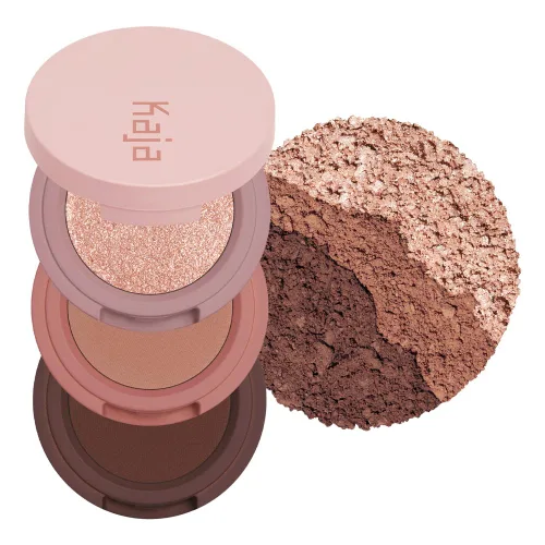 Vista 16 de Kaja Beauty Bento Collection - Trío de sombras de ojos elásticas Tonos rosa ciruela, tamaño de viaje, 01 Rosewater, premio Allure Best of Beauty