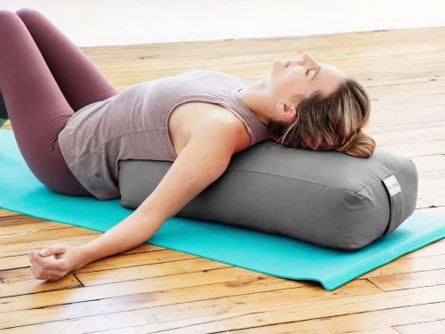 Vista 88 de Sol Living Almohada de yoga rectangular para meditación, accesorios de meditación de algodón, almohada de meditación restaurativa de yoga, almohada