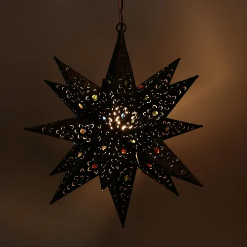 Vista 2 de Hometown Evolution, Inc. Luz colgante de estrella de hojalata morava de 18 pulgadas - corte de flores con canicas