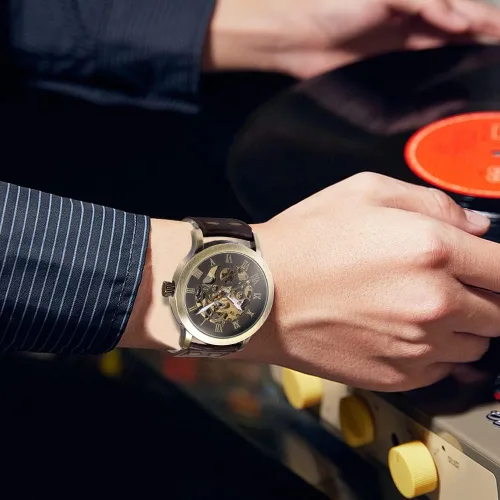 Vista 5 de FANMIS Reloj de pulsera de cuero marrón mecánico automático de esqueleto de bronce steampunk para hombre, Marrón, Mecánico, Automático