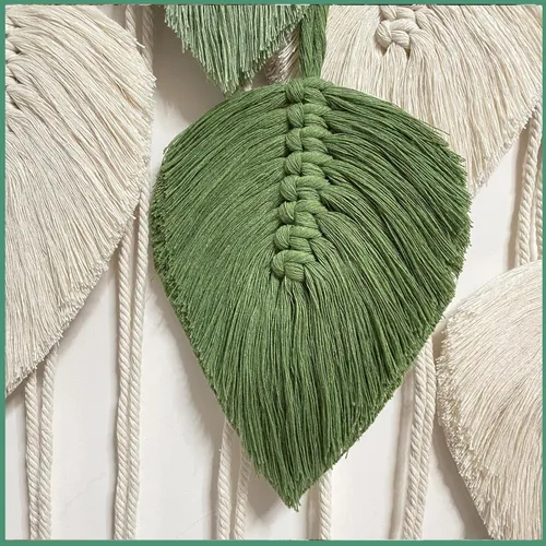 Vista 4 de MSFENG Tapiz para colgar en la pared, diseño de hojas, bohemio, decoración de pared tejida con plumas tejidas a mano, borlas de hilo tejido, Verde
