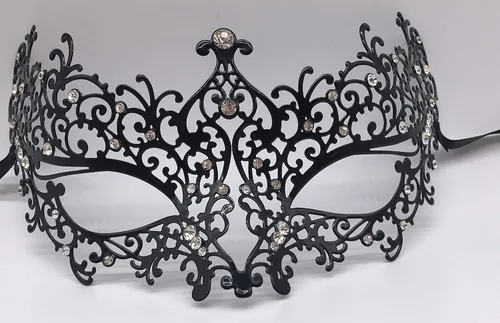Vista 2 de Geek-M Máscara veneciana de metal cortada con láser para mujer