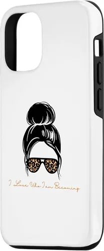 Vista 2 de iPhone 15 Convirtiéndose en funda