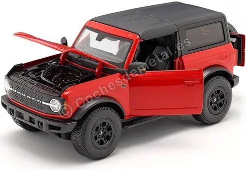 Vista 4 de Maisto 1:18 Edición Especial 2021 Ford Bronco Wildtrak 2 puertas