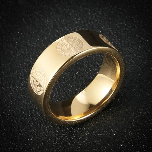 Vista 3 de HZMAN Anillo de exorcismo de San Benito para hombre, de acero inoxidable, cruz católica, romana, protección de demonios, cazador de fantasmas, oro