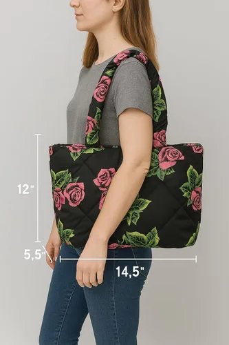 Vista 4 de Betsey Johnson Bolso de almohada de nylon con estampado de rosas, negro floral, Floral