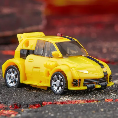 Vista 3 de Transformers Legacy United Deluxe Class Animated Universe Bumblebee, Figura de Acción Convertible de 5.5 Pulgadas, 8+