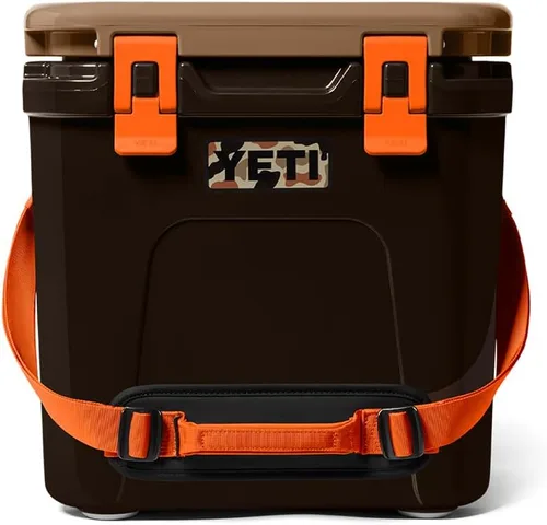 Vista 13 de YETI Roadie 24 2.0 - Enfriador duro con correa de hombro DoubleDuty y tapón de drenaje Canela
