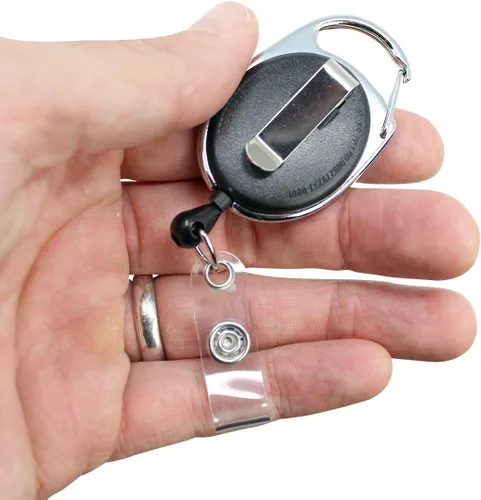 Vista 3 de Portatarjetas de tres tarjetas de plástico rígido con carrete retráctil - Cordón retráctil con clip para cinturón y mosquetón - Soporte vertical