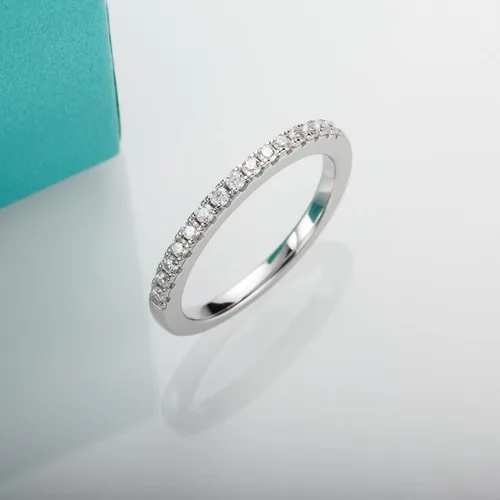 Vista 9 de Anillo redondo de moissanita con pavé de media eternidad para mujer, de 0.33 quilates, plata de ley 925, rodio