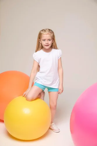 Vista 2 de Lilax Camiseta básica de algodón con cuello redondo y manga corta abombada para niña