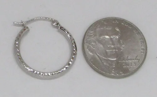 Vista 5 de Aretes de aro de oro blanco de 14 k con corte de diamante, (tubo de 0.079 in)