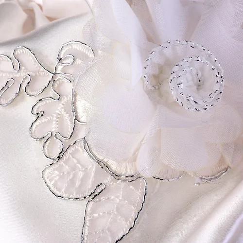 Vista 4 de ULTNICE Bolso de mano con cordón para boda, bolso de satén nupcial, Blanco