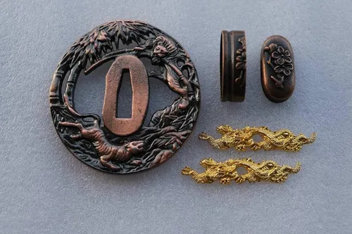 Vista 44 de Espada samurái japonesa KOSHIRAE – TSUBA FUCHI KASHIRA MENUKI 68-100