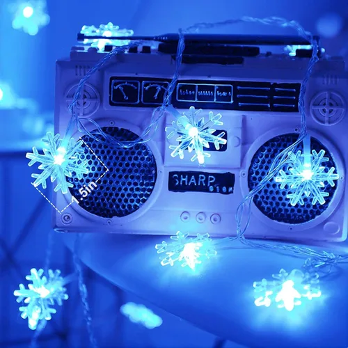Vista 3 de Luces de cadena de copos de nieve navideños, 20 pies, 40 LED, funcionan con batería, luces de hadas azules con control remoto, 8 modos, luces