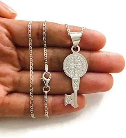 Vista 3 de Collar de plata de ley 925 con llave de San Benedicto de 22 pulgadas de largoCADENA DE SAN BENITO LLAVE 22" LARGO-P63