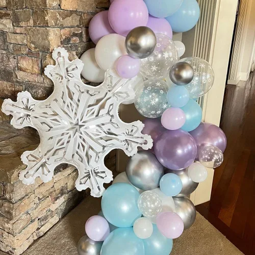 Vista 4 de 5 piezas globos transparentes de copo de nieve de 36 pulgadas, globos de lámina Mylar transparentes de copo de nieve navideños para decoraciones