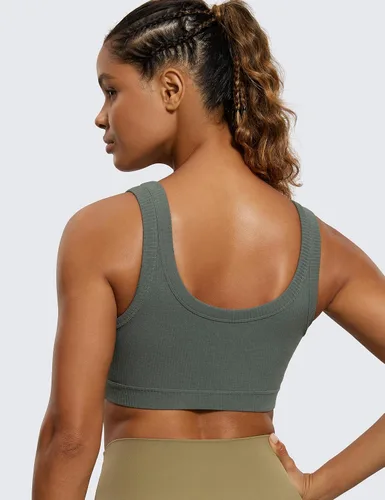 Vista 2 de CRZ YOGA Sujetadores deportivos acanalados para mujer, espalda en U, inalámbrico, de impacto medio, acolchado, para yoga, entrenamiento, camisola