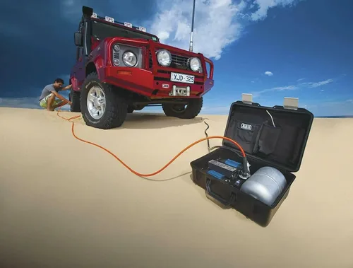 Vista 5 de ARB (CKMTP12) Compresor de aire portátil de alto rendimiento de doble motor de 12V